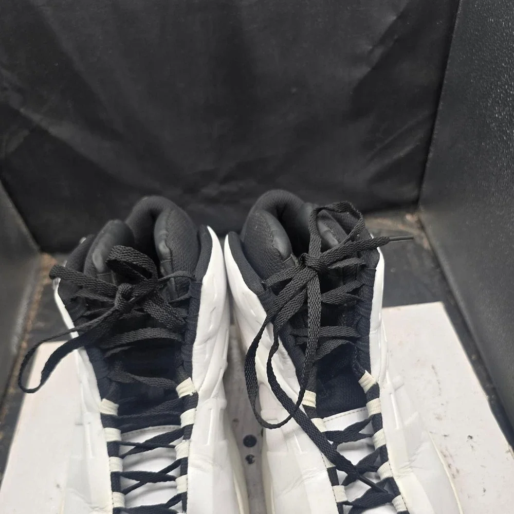Adidas 11 Retro 